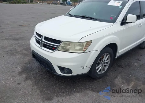 2015 Dodge Journey Sxt z USA, uszkodzony, nr VIN 3C4PDCBG6FT529172